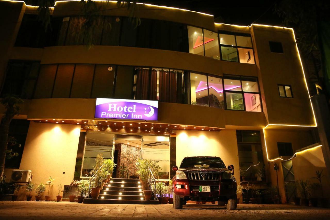 Premier Inn Gulberg Lahore Buitenkant foto